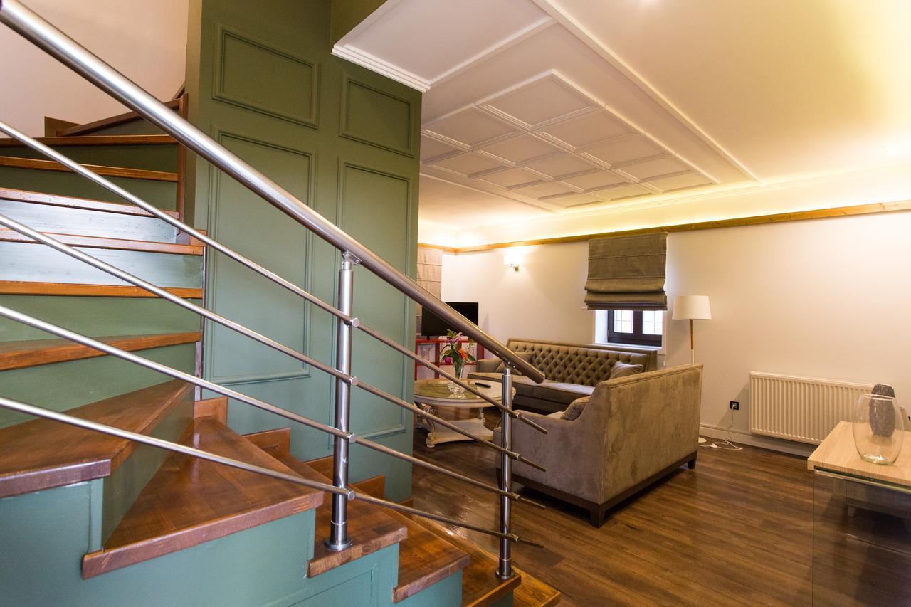 Abi Luxury Villas Monodendri Bagian luar foto