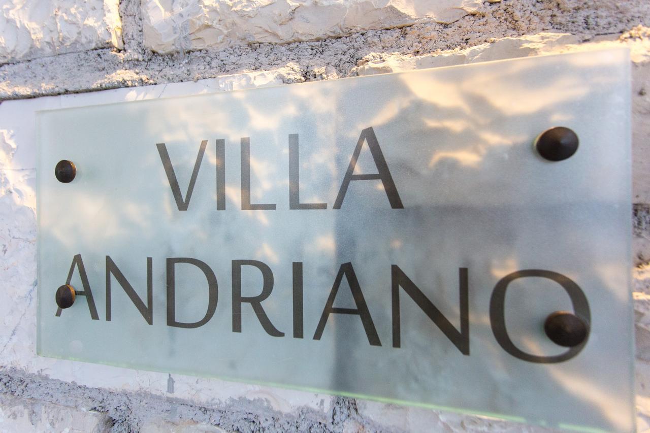 Abi Luxury Villas Monodendri Bagian luar foto